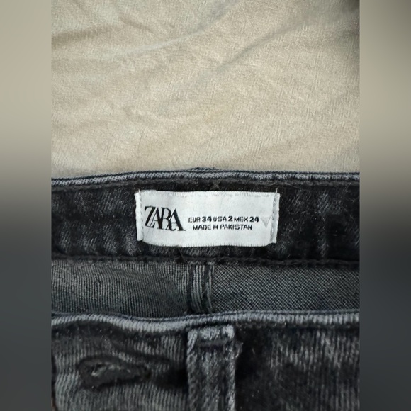 Zara Jeans - Picture 2 of 3